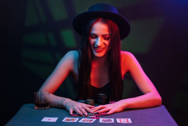 Antarmuka platform evostopup menampilkan kategori taruhan olahraga, kasino live, dan permainan slot